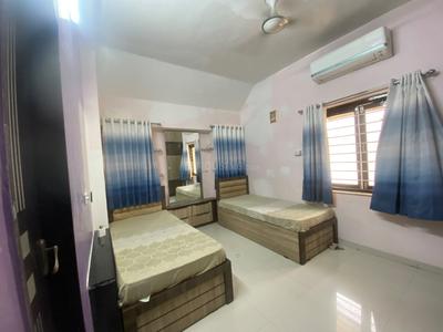 Bedroom Image of 2250 Sq.ft 3.5 BHK Independent House for sale in Thaltej Ahmedabad for Rs. 30000000