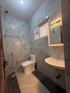 Bathroom Image of 1418 Sq.ft 3 BHK Apartment / Flat for sale in Royal Castle, Raja Colony Tiruchirappalli for Rs. 14000000