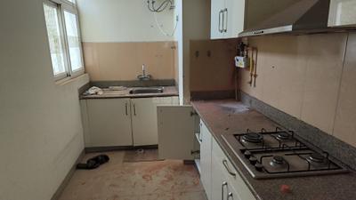 Kitchen Image of 920 Sq.ft 2 BHK Apartment / Flat for sale in Emaar Emerald Estate, Sector 65 Gurgaon for Rs. 21500000