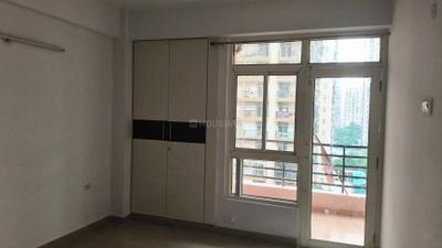 Bedroom Image of 1630 Sq.ft 3 BHK Apartment / Flat for rent in Keltech Golf Vista, Crossings Republik Ghaziabad for Rs. 25000