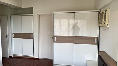 Bedroom Image of 1350 Sq.ft 2.5 BHK Apartment / Flat for rent in Adani The Meadows, Shantigram Ahmedabad for Rs. 38000