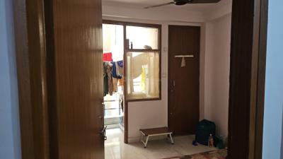 Bedroom Image of 600 Sq.ft 3 BHK Apartment / Flat for sale in Okhla New Delhi for Rs. 3700000