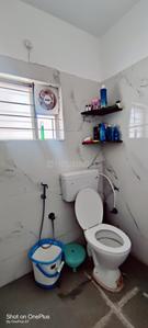 Bathroom Image of 350 Sq.ft 1 RK Apartment / Flat for rent in Indira Nagar Bengaluru for Rs. 23000