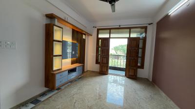 Living Room Image of 800 Sq.ft 1 BHK Builder Floor for rent in Kalyan Nagar Bengaluru for Rs. 18000