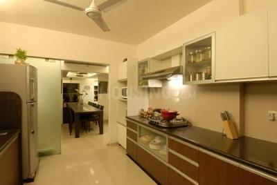 Kitchen Image of 2100 Sq.ft 4 BHK Apartment / Flat for sale in Meghdoot Apartment, Andheri West Mumbai for Rs. 100000000