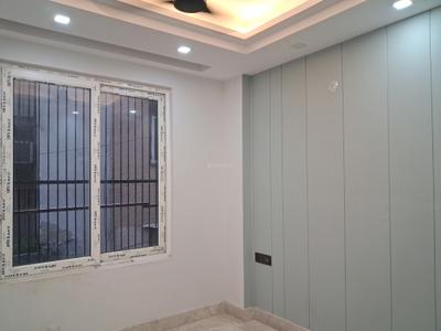 Bedroom Image of 1350 Sq.ft 3 BHK Builder Floor for sale in Paschim Vihar New Delhi for Rs. 27000000