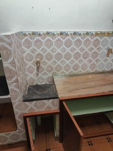 Kitchen Image of 1300 Sq.ft 2 BHK Independent House for rent in Nehru Nagar West Coimbatore for Rs. 16000
