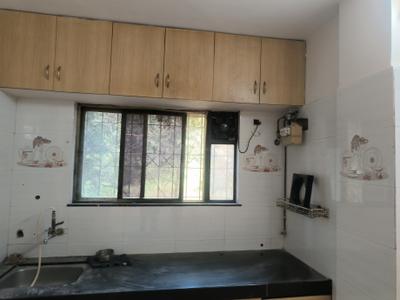 Kitchen Image of 1000 Sq.ft 2 BHK Apartment / Flat for rent in Kothrud Pune for Rs. 30000