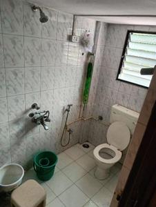 Bathroom Image of 850 Sq.ft 2 BHK Apartment / Flat for rent in Chinchwad Pune for Rs. 5000