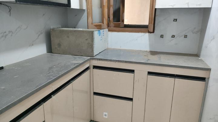 PRIME FLOOR Main Image 1