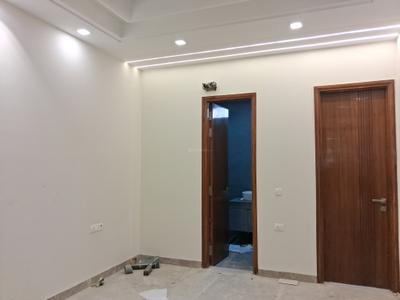 Bedroom Image of 1800 Sq.ft 3 BHK Builder Floor for sale in Paschim Vihar New Delhi for Rs. 37500000