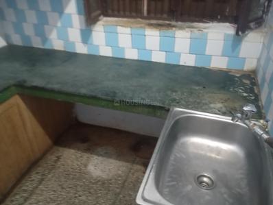 Kitchen Image of 850 Sq.ft 1 BHK Independent House for rent in Khati Baba Jhansi for Rs. 5500