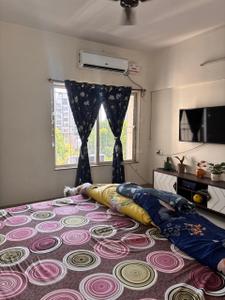 Bedroom Image of 975 Sq.ft 2 BHK Apartment / Flat for sale in Kumar Paradise, Magarpatta City Pune for Rs. 9500000