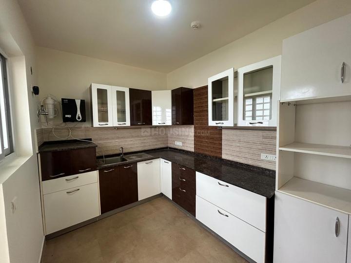 Jain Altura Main Image 1