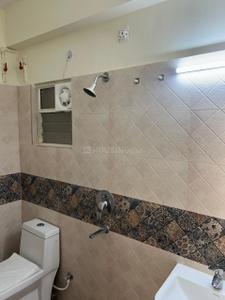 Bathroom Image of 673 Sq.ft 2 BHK Apartment / Flat for rent in Loharuka Green Heights 2, Rajarhat Kolkata for Rs. 23000