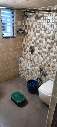 Bathroom Image of Aavkar pg in Navrangpura, Ahmedabad