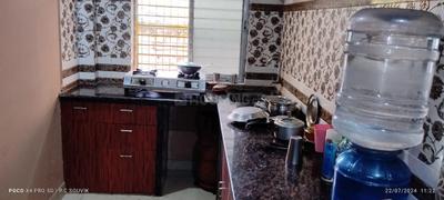 Kitchen Image of 985 Sq.ft 2 BHK Apartment / Flat for sale in Chinar Park Kolkata for Rs. 3150000