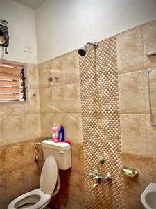 Bathroom Image of 763 Sq.ft 2 BHK Apartment / Flat for sale in Kundrathur Chennai for Rs. 4500000