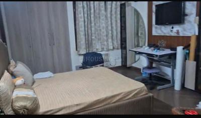 Bedroom Image of 1320 Sq.ft 2 BHK Apartment / Flat for sale in Gaurs Heights, Vaishali Ghaziabad for Rs. 15500000