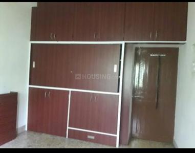 Bedroom Image of 900 Sq.ft 2 BHK Apartment / Flat for rent in Shahibaug Ahmedabad for Rs. 14000