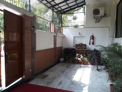 Balcony Image of 700 Sq.ft 1 BHK Apartment / Flat for rent in Sector 40 Noida for Rs. 15000