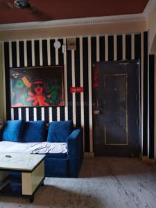 Living Room Image of 720 Sq.ft 2 BHK Apartment / Flat for sale in Lake Gardens Kolkata for Rs. 4200000