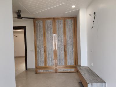 Bedroom Image of 1800 Sq.ft 3 BHK Builder Floor for rent in Paschim Vihar New Delhi for Rs. 65000