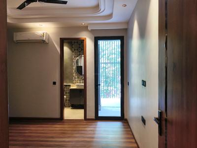 Bedroom Image of 1850 Sq.ft 3.5 BHK Builder Floor for sale in Jalvayu Tower, Sector 56 Gurgaon for Rs. 27000000