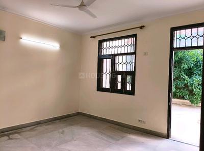 Bedroom Image of 1500 Sq.ft 2 BHK Builder Floor for rent in SDR SDR Floors - 21, DLF Phase 1 Gurgaon for Rs. 43000