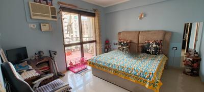 Living Room Image of 1210 Sq.ft 2.5 BHK Apartment / Flat for sale in Designarch E Homes, Surajpur Greater Noida for Rs. 9700000