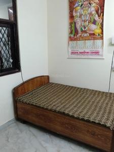 Bedroom Image of 650 Sq.ft 2 BHK Builder Floor for rent in Vaishali Ghaziabad for Rs. 20000