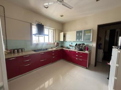 Kitchen Image of 3200 Sq.ft 3.5 BHK Apartment / Flat for rent in Landmark Garden, Kalyani Nagar Pune for Rs. 200000