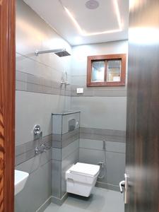 Common Bathroom Image of 1004 Sq.ft 4 BHK Builder Floor for sale in Nangli Sakrawati New Delhi for Rs. 8200000