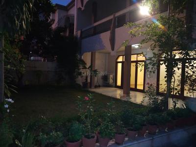 Image of 5800 Sq.ft 6 BHK Independent House for sale in Sukhdev Vihar, New Delhi for Rs. 180000000