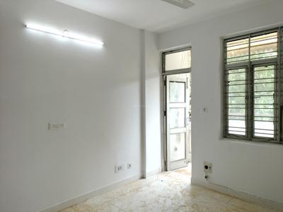 Bedroom Image of 1600 Sq.ft 3 BHK Apartment / Flat for sale in Golden Heights Apartments, Sector 12 Dwarka New Delhi for Rs. 27000000