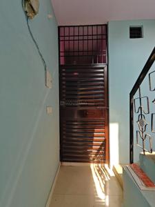 Image of 540 Sq.ft 2 BHK Independent House for rent in Kondli, New Delhi for Rs. 11500