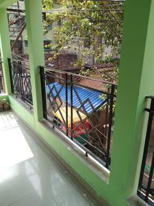 Balcony Image of 650 Sq.ft 1 BHK Builder Floor for rent in Keshtopur Kolkata for Rs. 9000