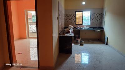 Kitchen Image of 1000 Sq.ft 2 BHK Apartment / Flat for rent in Keshtopur Kolkata for Rs. 13000