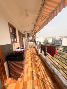 Balcony Image of 2000 Sq.ft 3 BHK Builder Floor for sale in BPTP District 6 Block L, Sector 84 Faridabad for Rs. 30000000