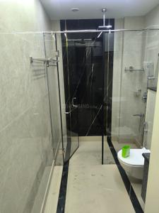 Bathroom Image of 2700 Sq.ft 4 BHK Builder Floor for sale in Green Park New Delhi for Rs. 90000000