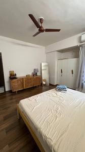 Bedroom Image of 2200 Sq.ft 3 BHK Apartment / Flat for sale in Dev Solitaire, Prahlad Nagar Ahmedabad for Rs. 14000000