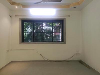 Living Room Image of 750 Sq.ft 2 BHK Apartment / Flat for sale in Lokhandwala Alica Nagar, Kandivali East Mumbai for Rs. 14500000