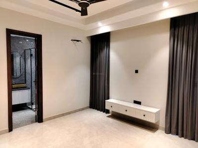 Bedroom Image of 3240 Sq.ft 4 BHK Builder Floor for sale in Suncity Township, Sector 54 Gurgaon for Rs. 41000000