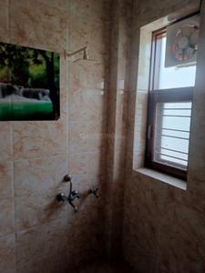 Image of 1250 Sq.ft 2 BHK Builder Floor for rent in Sector 70, Noida for Rs. 26000