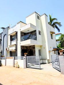 Image of 2520 Sq.ft 4 BHK Independent House for sale in Chanakyapuri, Ahmedabad for Rs. 27100000