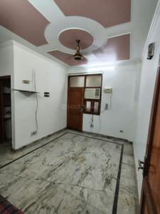 Bedroom Image of 720 Sq.ft 2 BHK Builder Floor for rent in Krishna Nagar New Delhi for Rs. 15000
