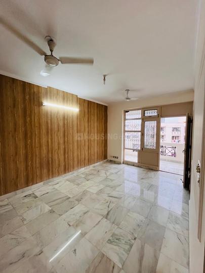 Intelligentsia Apartment Main Image 1