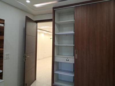 Bedroom Image of 1350 Sq.ft 3 BHK Builder Floor for sale in Paschim Vihar New Delhi for Rs. 24000000