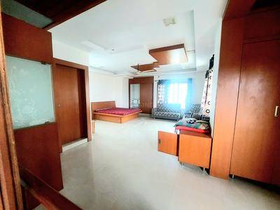 Bedroom Image of 3000 Sq.ft 2.5 BHK Builder Floor for rent in Akota Vadodara for Rs. 35000