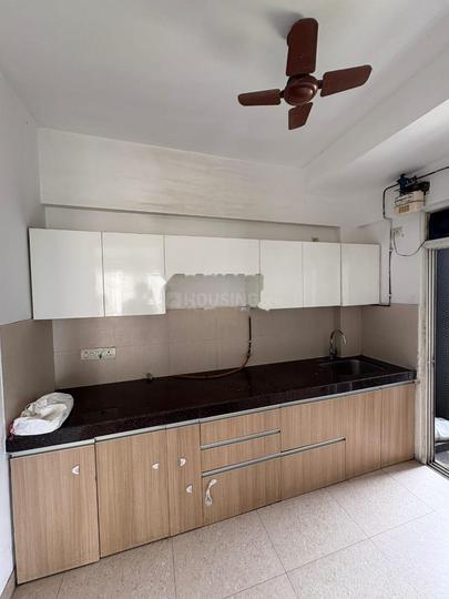 Wadhwa Platino Kitchen 1